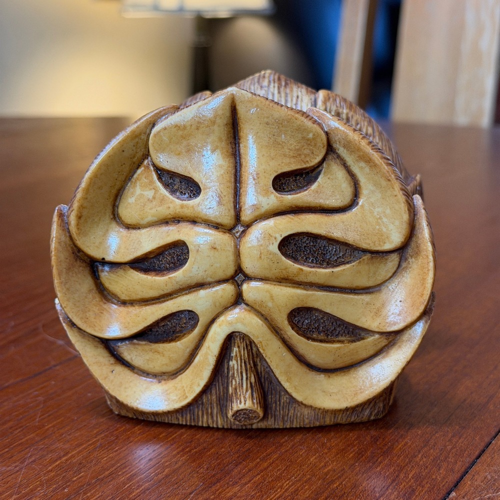 Hawaii Monstera Leaf Napkin Holder Faux Wood Resin Tropical Tiki Decor
